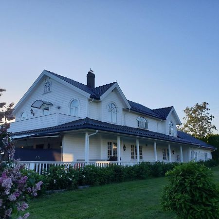 Beach Front Villa In Tonsberg Norway Only July 20-25 Kültér fotó